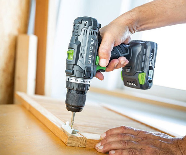 LUX PT CORDLESS DRILL SET 20V SERIES INCL 2Ah BATTERY+CHARGER LUX 196069 - Image 2