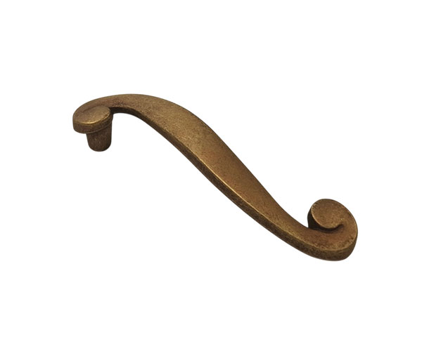 METAL HANDLE 64mm RUSTIC ANTIQUE BRASS 831 ESTAMP 7422