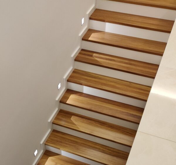 IROKO STEPS GLUED PANELS 33 X 330 X 900MM - Image 2